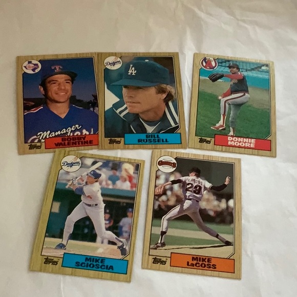 Bundle of Baseball Cards Lot 52** - Picture 4 of 6